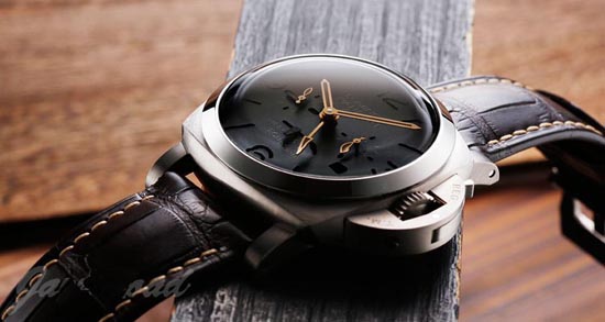 パネライ PANERAI スーパーコピー ルミノール 1950 イクエーション オブ タイム 8デイズ GMT チタニオ PAM00656